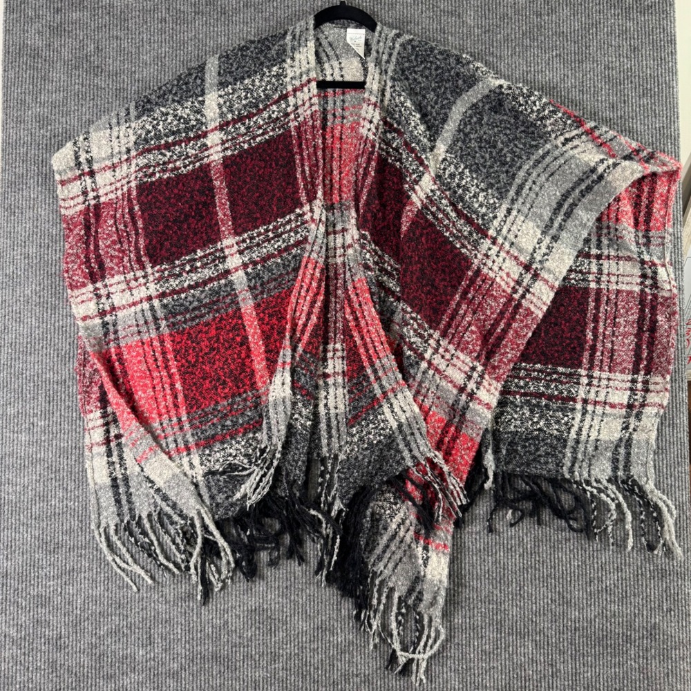 Woolrich Plaid Fringe Poncho One Size Red Gray Cape Shawl Cottagecore Gorpcore
